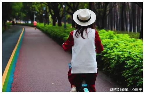 厦门女骑吃瓜,一场网络热议背后的真相揭秘