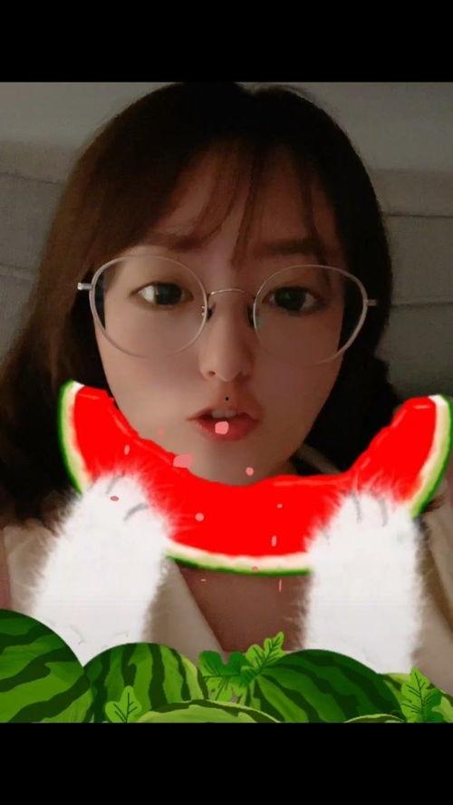 吃瓜小女日常,揭秘娱乐圈那些事儿